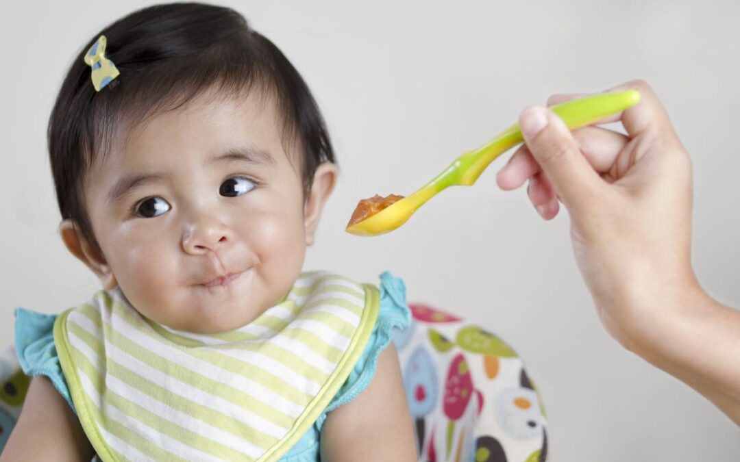 Wann darf Baby was essen?
